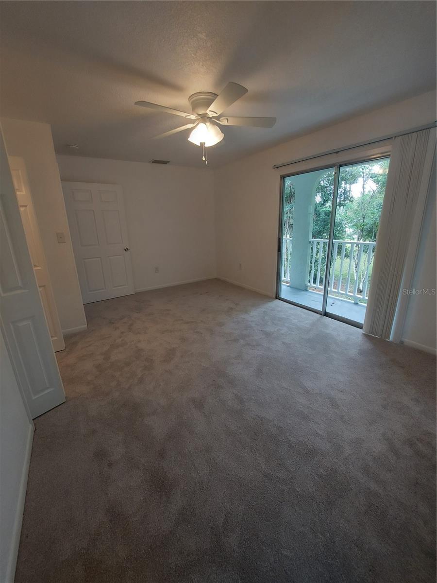 BLUE LAKE - Residential