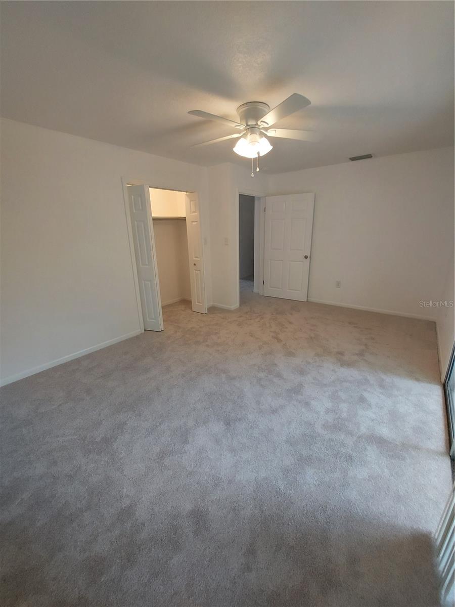 BLUE LAKE - Residential