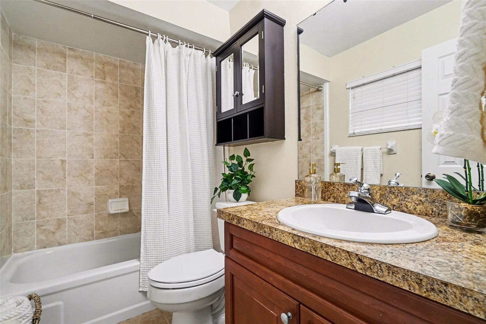 WRENWOOD CONDO - Residential