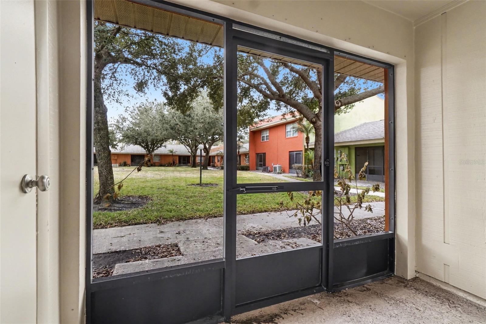 WRENWOOD CONDO - Residential