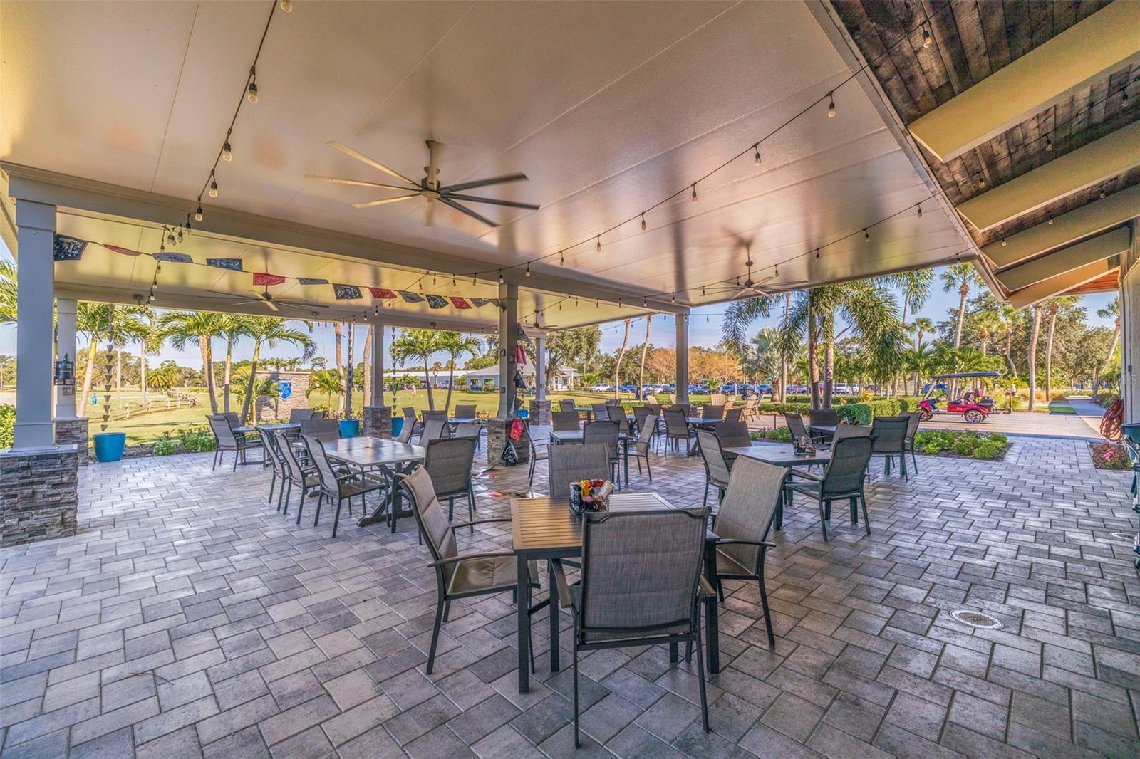 LAKEWOOD ESTATES SEC B - Residential