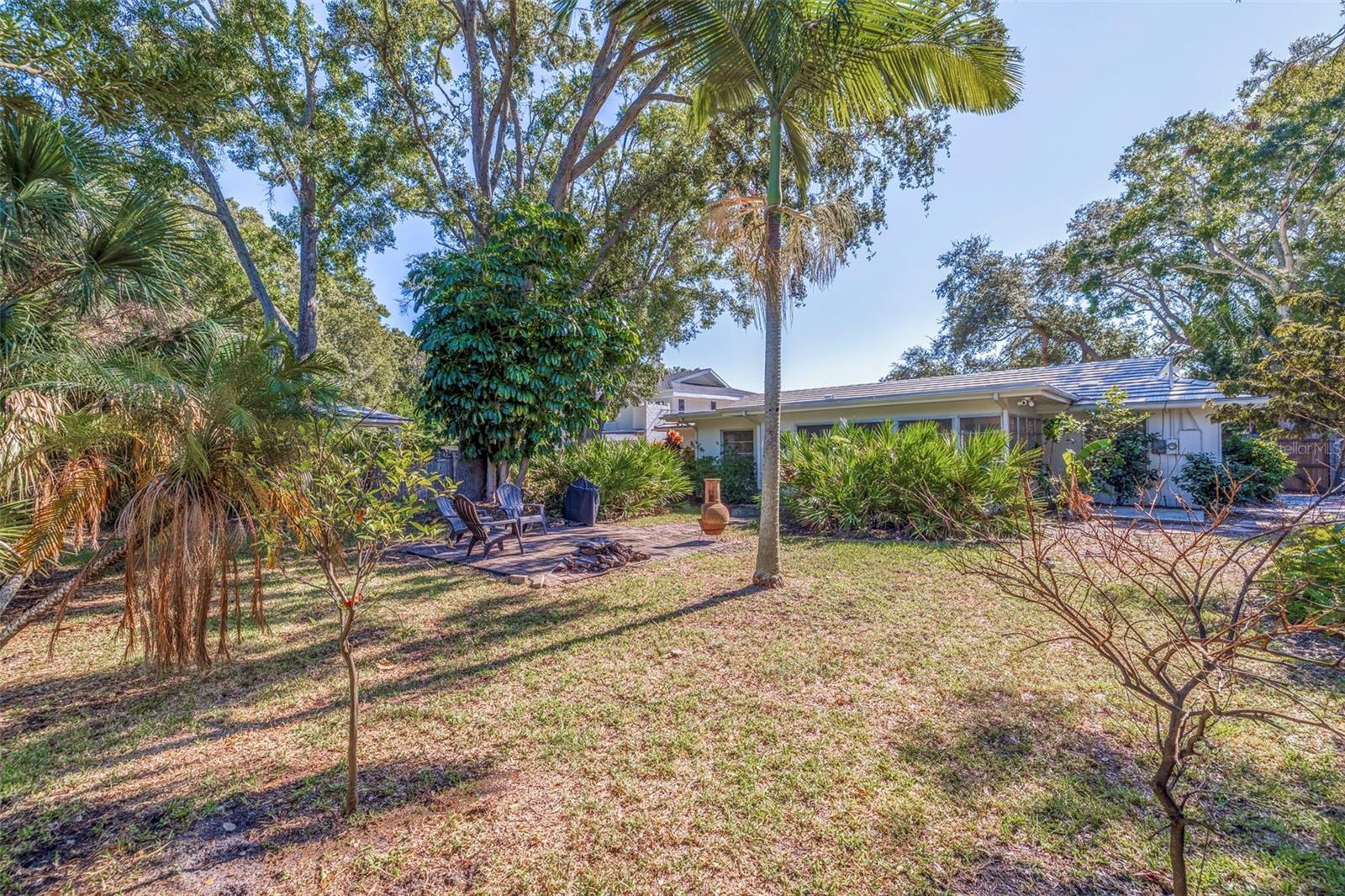 LAKEWOOD ESTATES SEC B - Residential