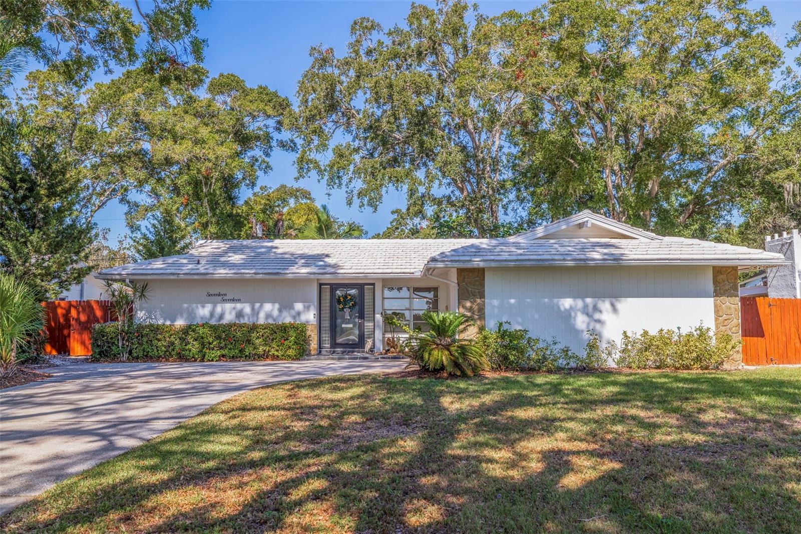 LAKEWOOD ESTATES SEC B - Residential