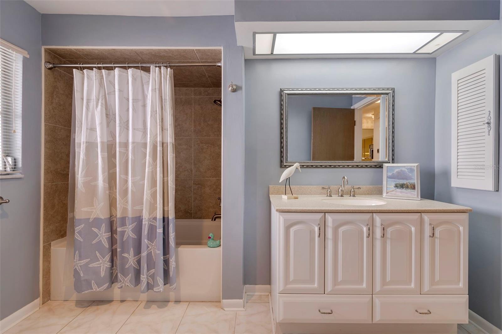 LAKEWOOD ESTATES SEC B - Residential