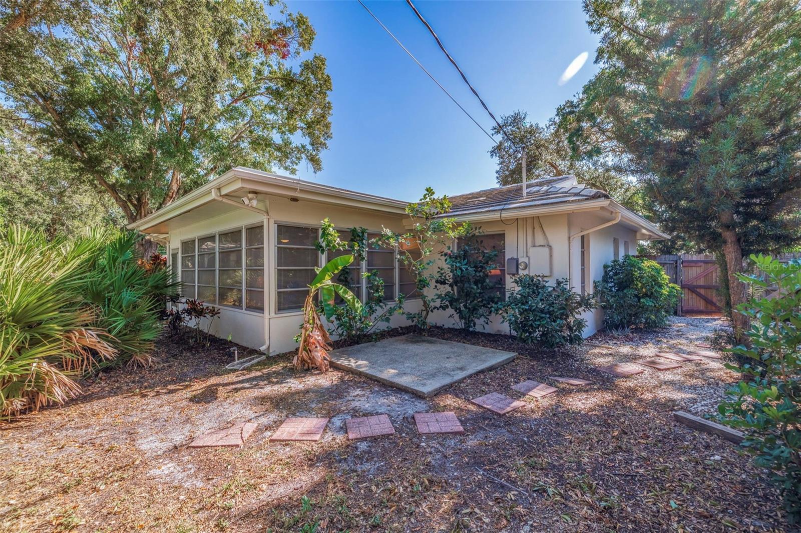 LAKEWOOD ESTATES SEC B - Residential