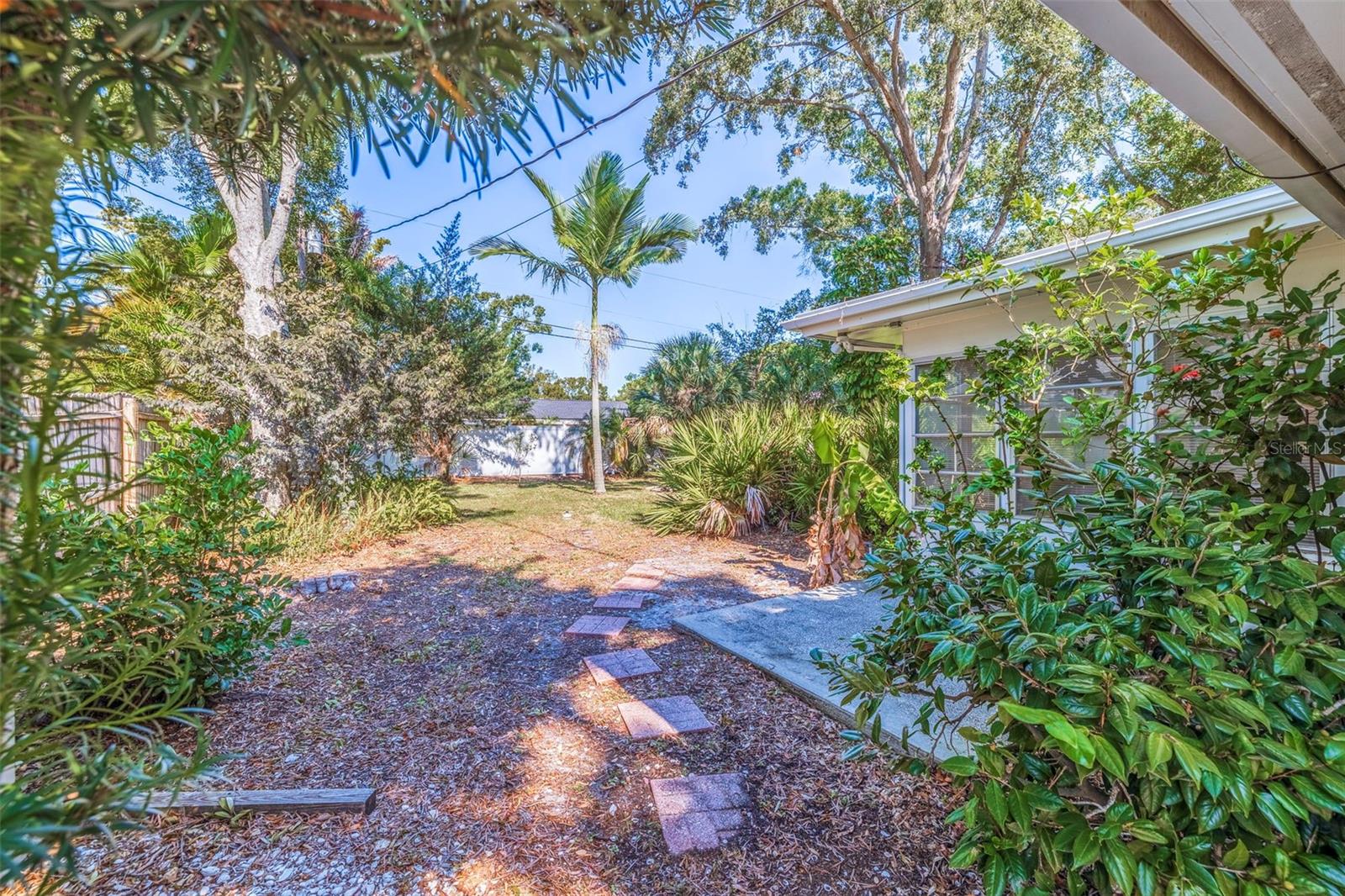 LAKEWOOD ESTATES SEC B - Residential