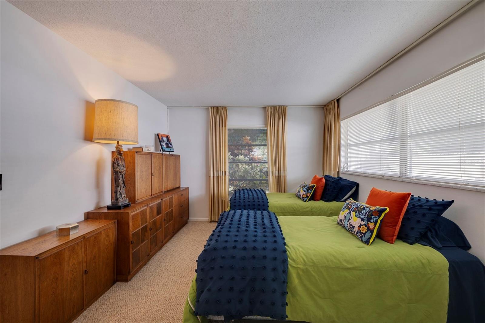 LAKEWOOD ESTATES SEC B - Residential