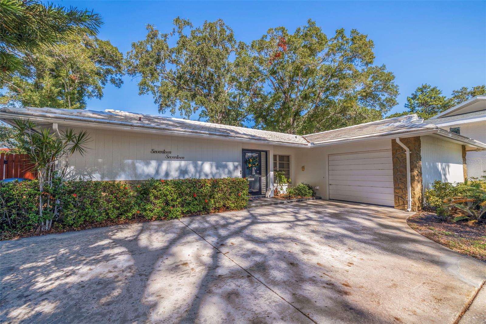 LAKEWOOD ESTATES SEC B - Residential