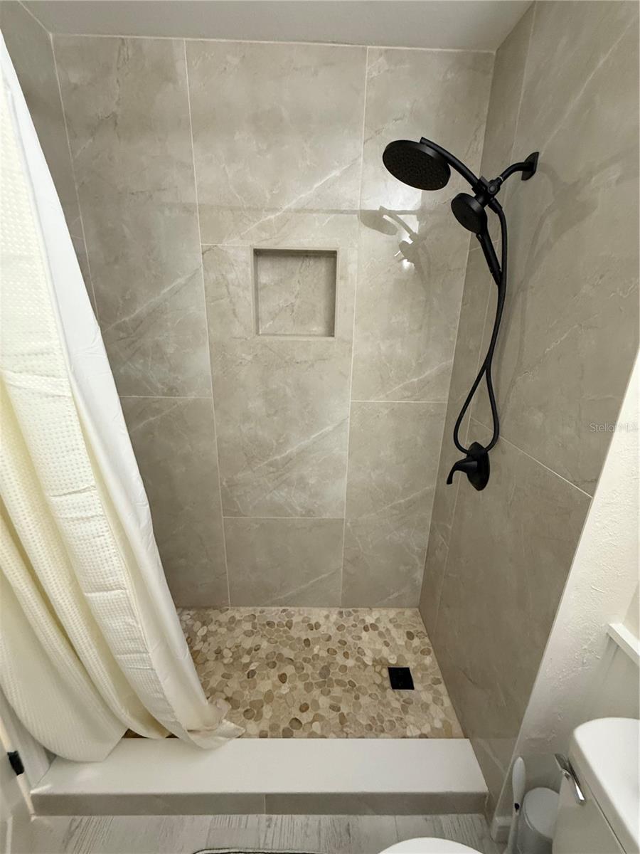 CENTRAL PARK SEC 2 PH 1 - Residential Lease