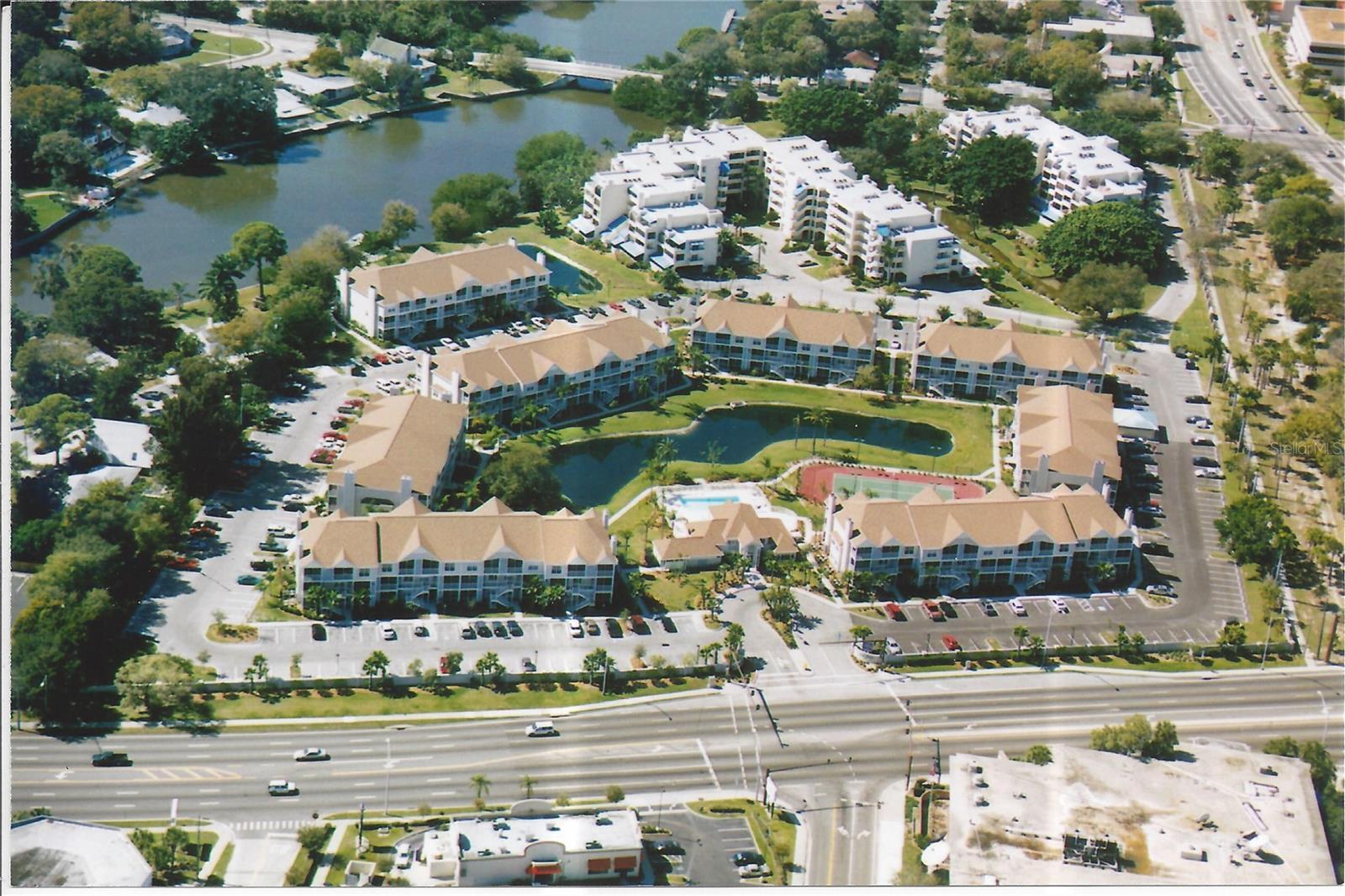 CENTRAL PARK SEC 2 PH 1 - Residential Lease