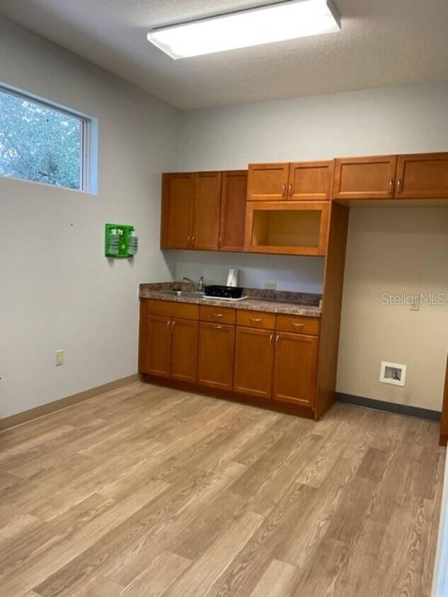 GOLDENROD CROSSINGS - Commercial Lease