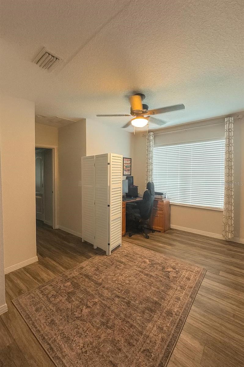 AVELAR CREEK NORTH - Residential Lease