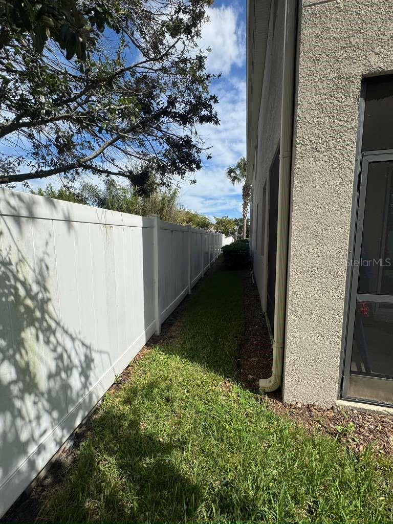 AVELAR CREEK NORTH - Residential Lease