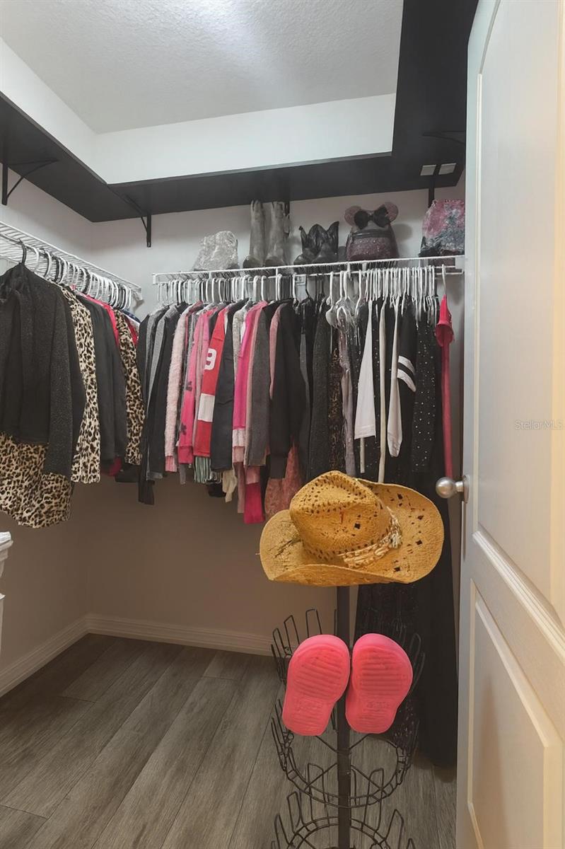 AVELAR CREEK NORTH - Residential Lease