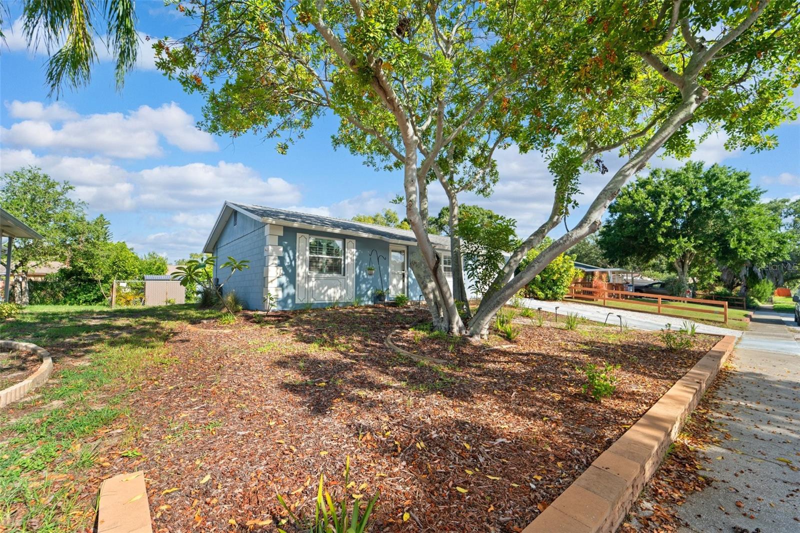 908 TODDSMILL TRACE