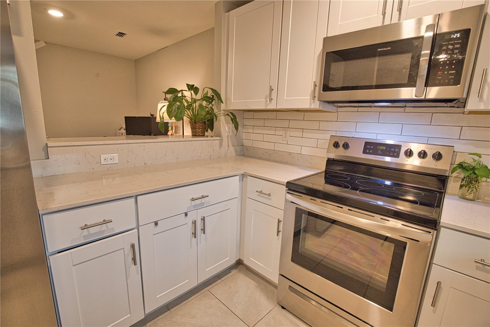 LANDINGS/WEST PORT PH 2 - Residential