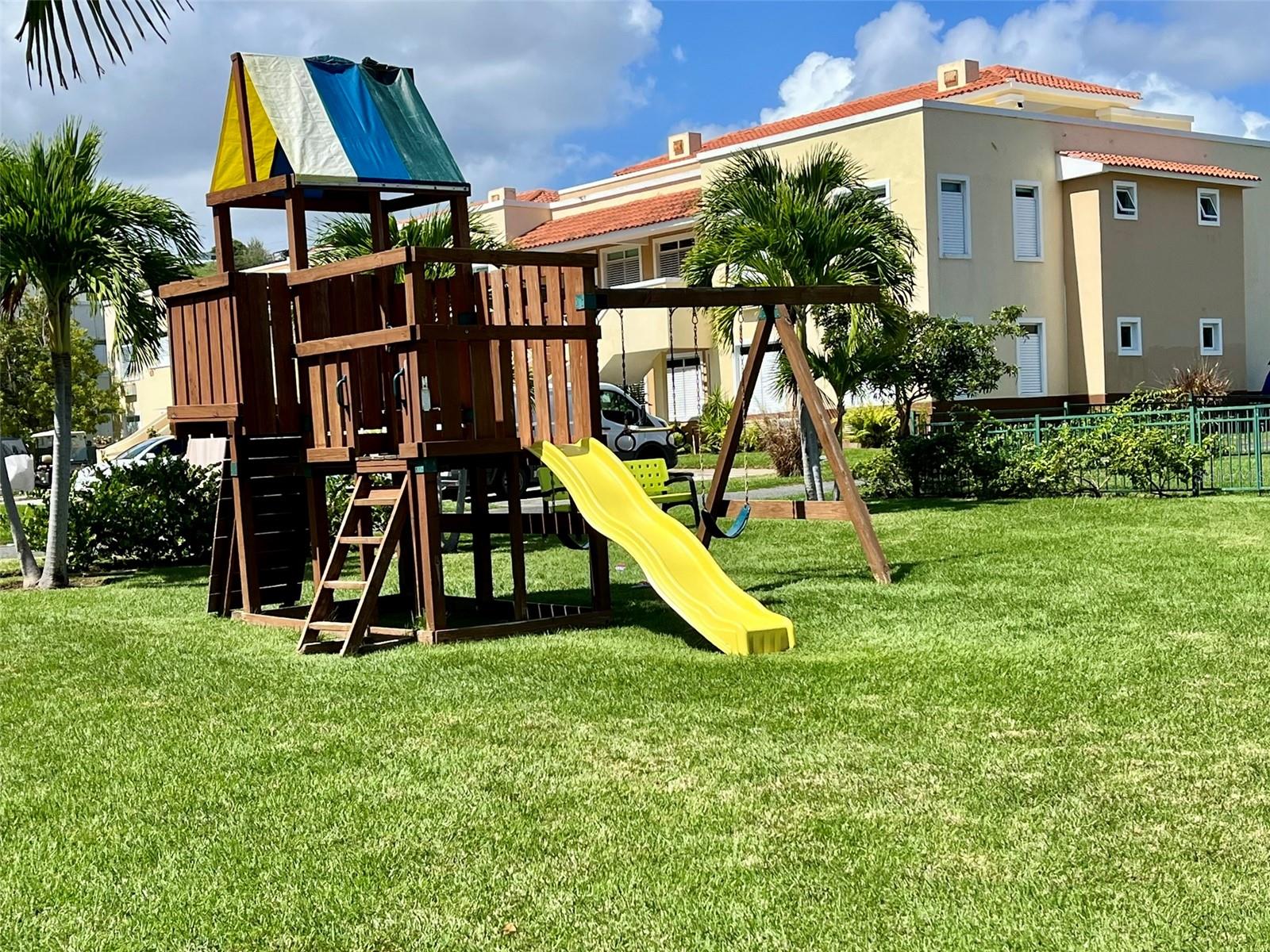 CONDOMINIO HARBOUR LAKES, PALMAS DEL MAR, HUMACAO - Residential