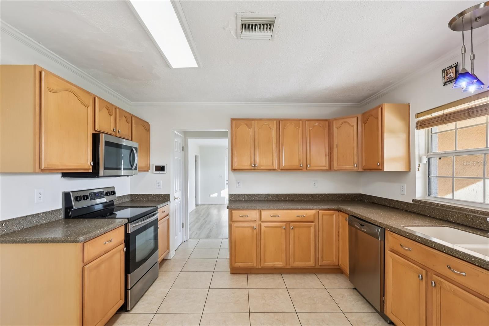 EMERY HEIGHTS - Residential