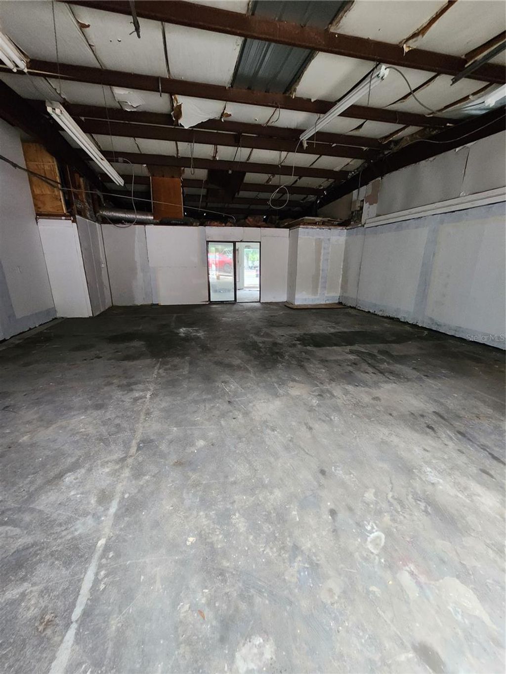 Photo of 4502 NW 6th Street, Gainesville, FL 32609 (MLS # GC537978)