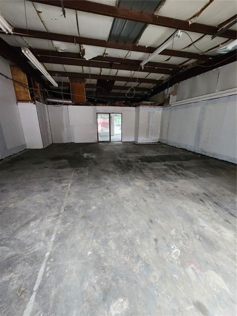 Photo of 4502 NW 6th Street, Gainesville, FL 32609 (MLS # GC537978)