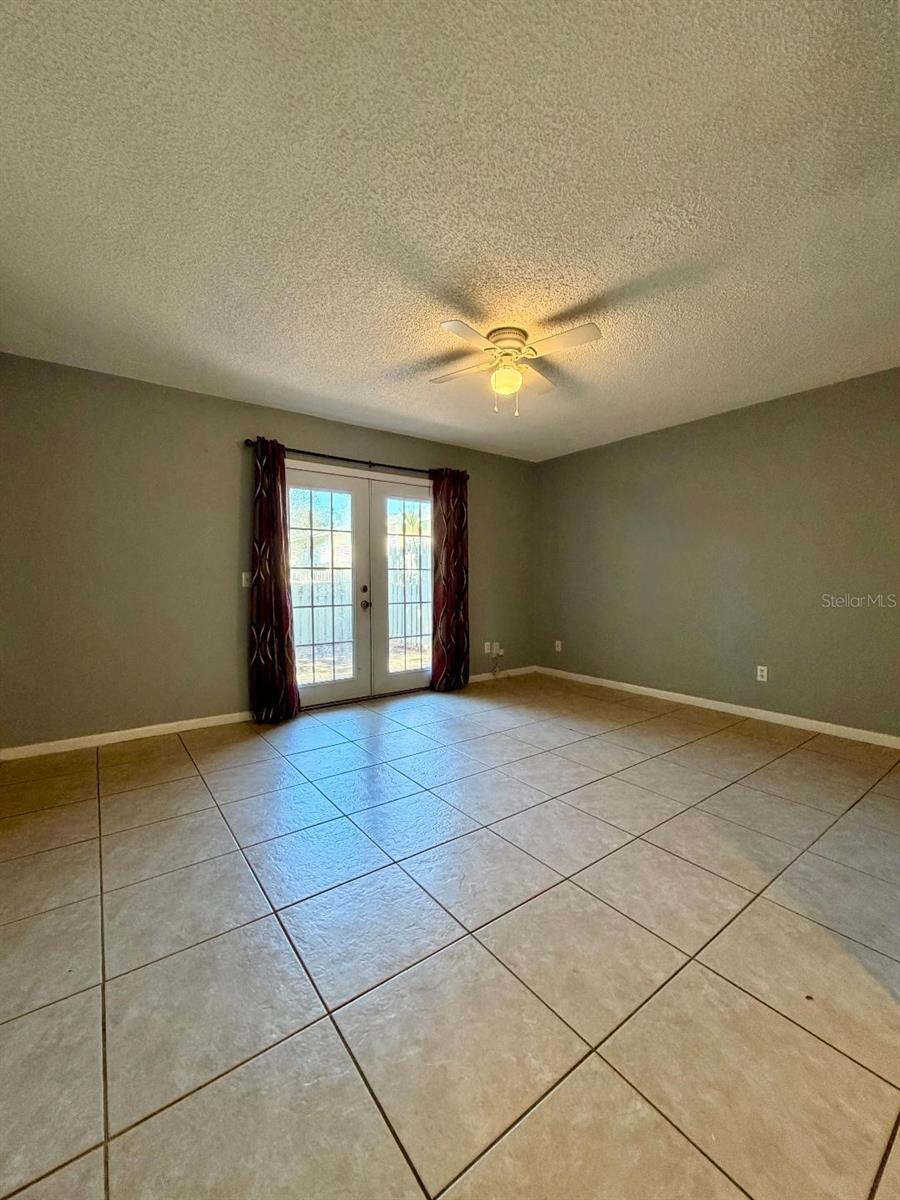 CHELSEA MDWS - Residential Lease