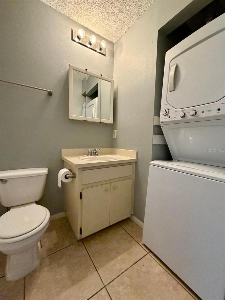 CHELSEA MDWS - Residential Lease