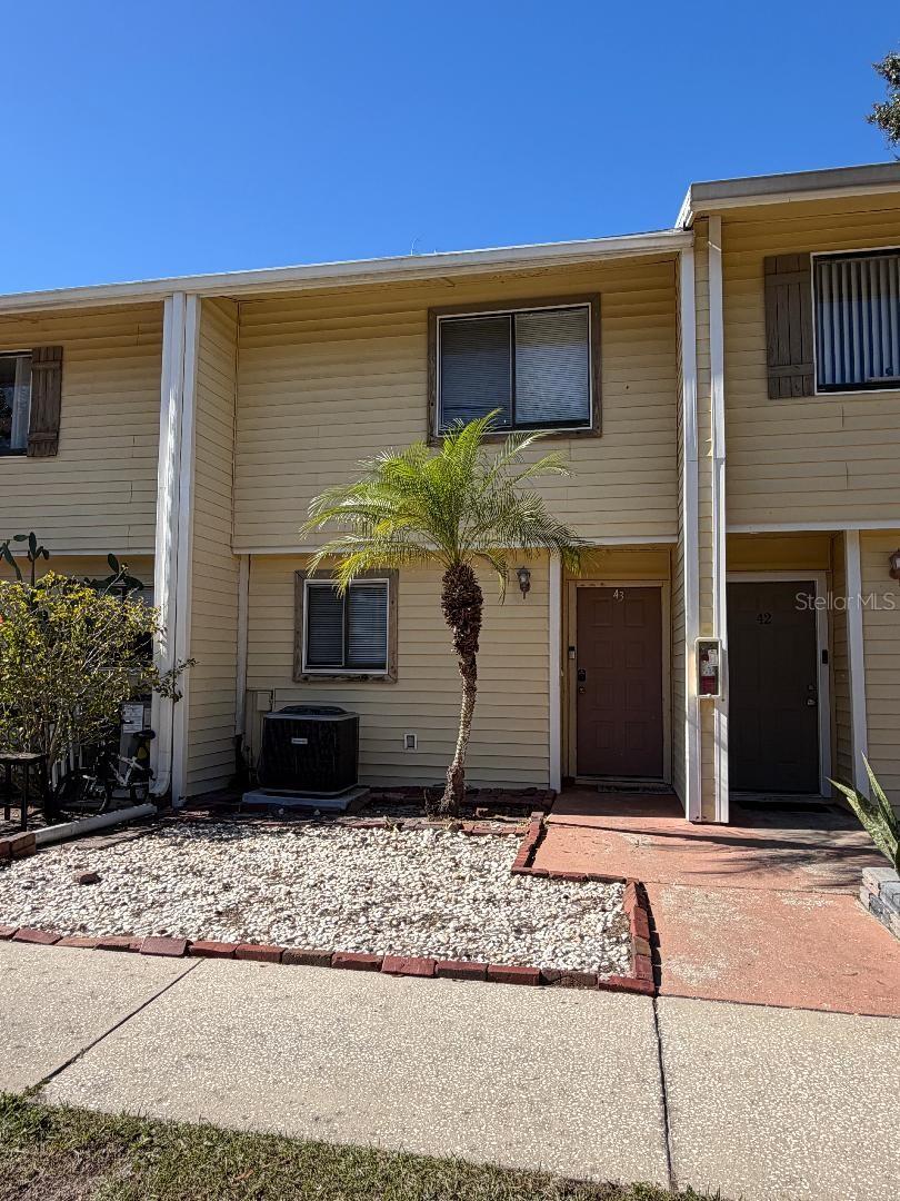 CHELSEA MDWS - Residential Lease