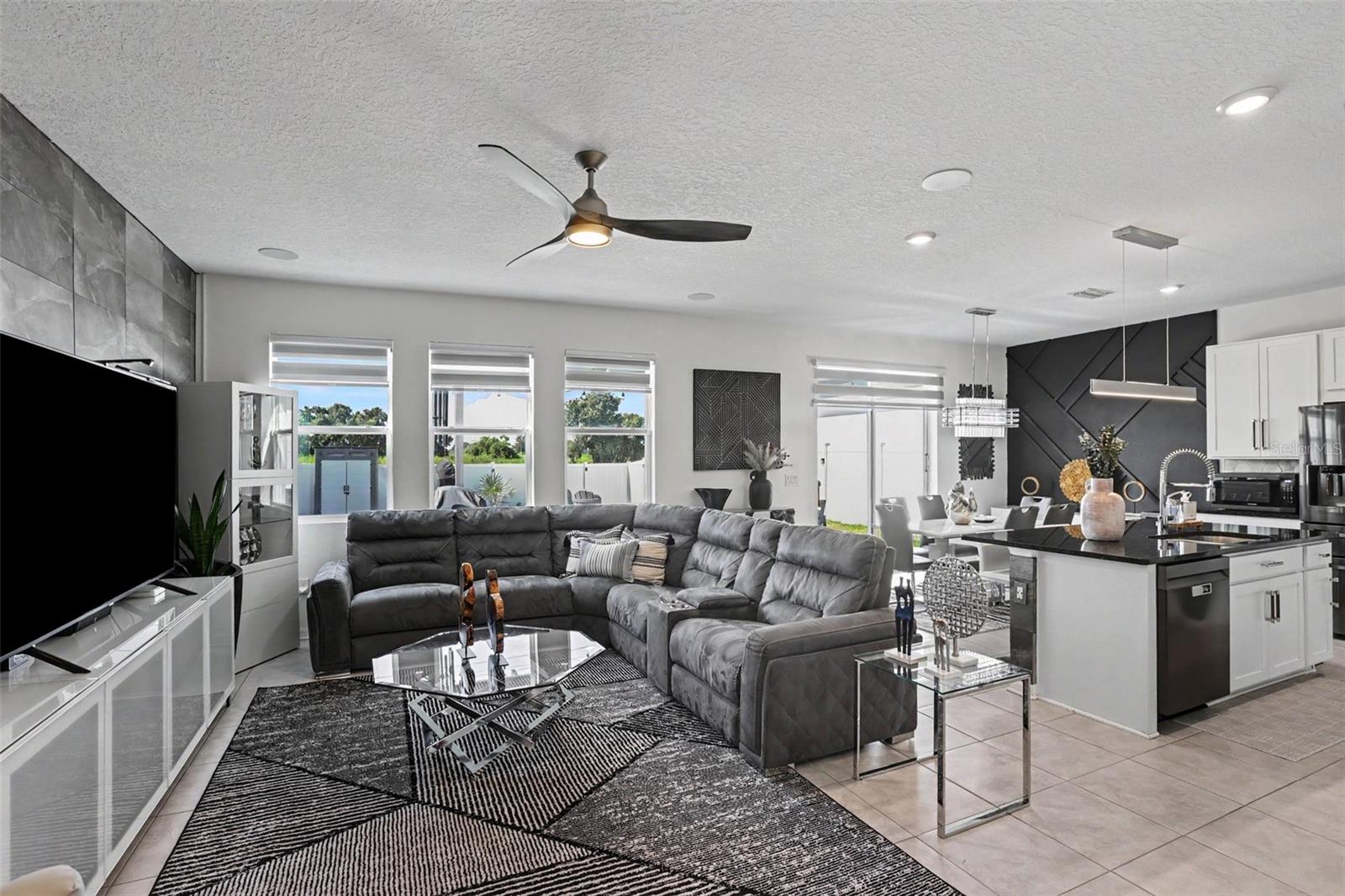 11861 BRIGHTON KNOLL LOOP