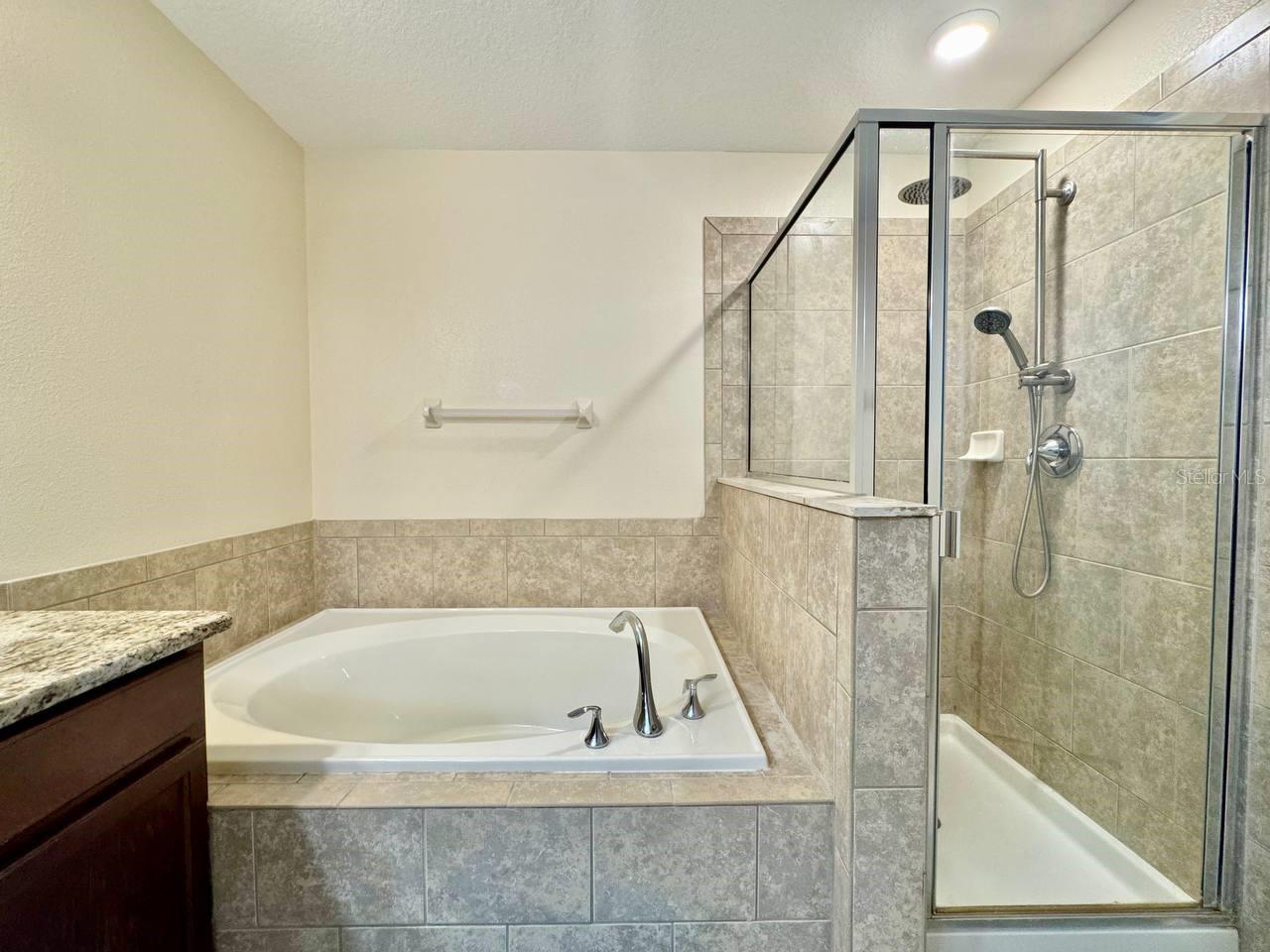 CONCORD STN PH 3 UN A1, A2 & B - Residential Lease