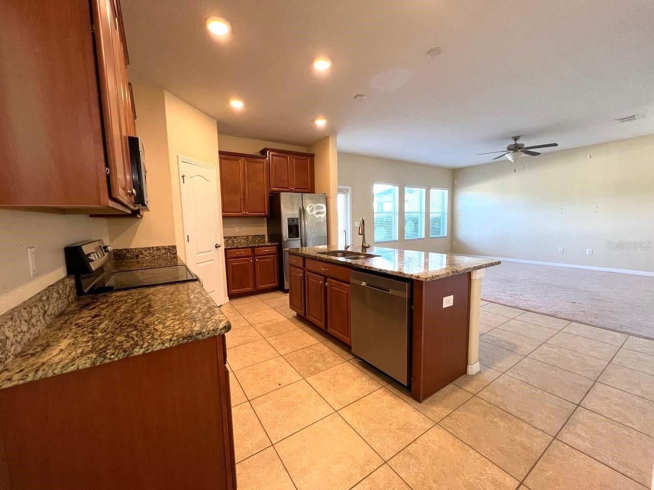 CONCORD STN PH 3 UN A1, A2 & B - Residential Lease