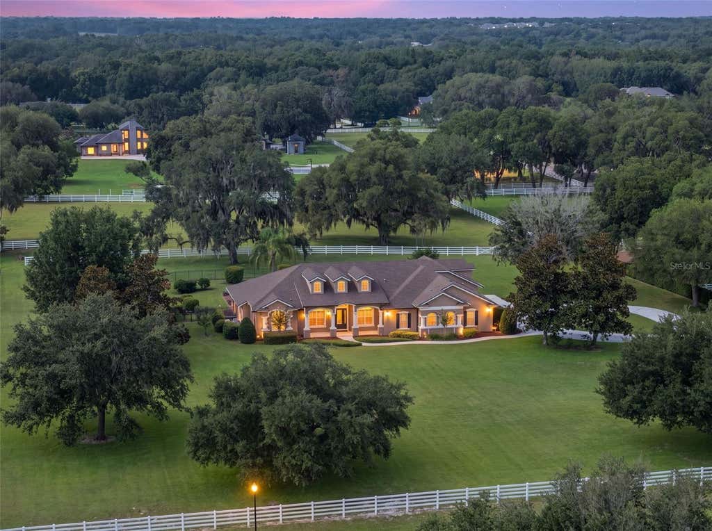 Photo of 351 Kentucky Blue Circle, Apopka, FL 32712 (MLS # O6427015)