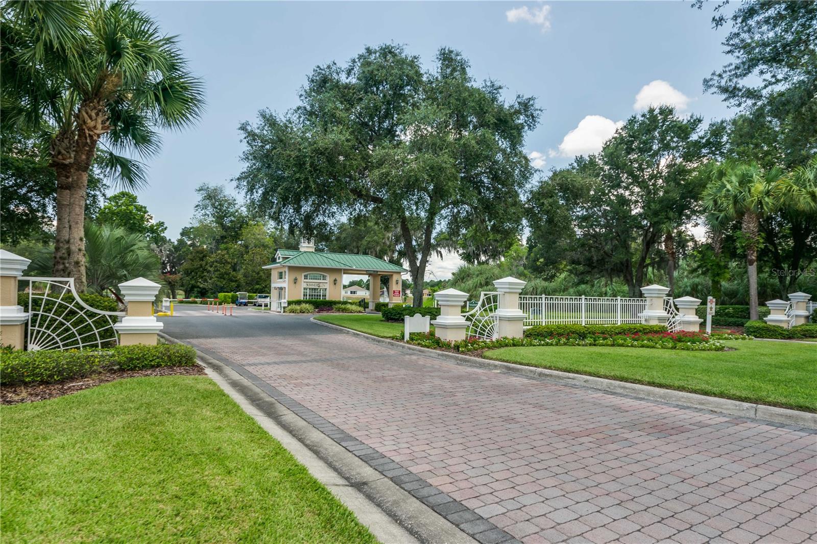 SUMMERGLEN PH 04 - Residential