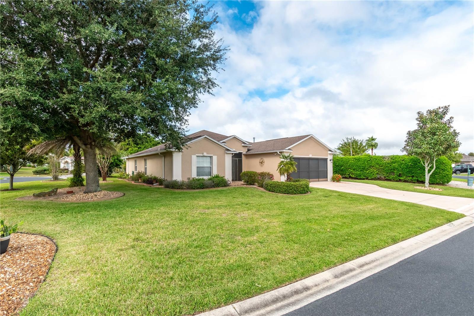 SUMMERGLEN PH 04 - Residential