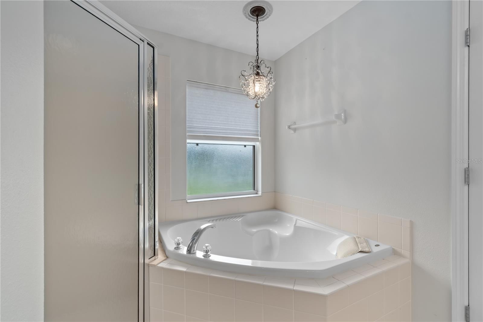 SUMMERGLEN PH 04 - Residential