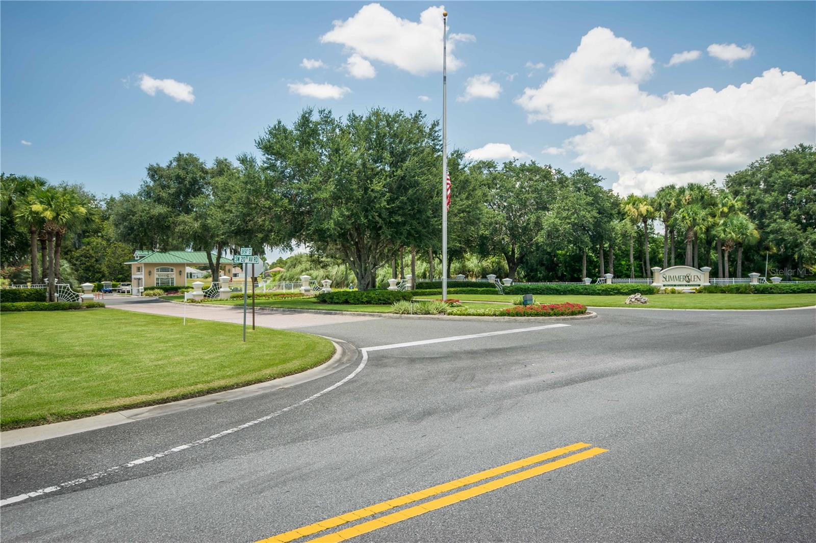 SUMMERGLEN PH 04 - Residential