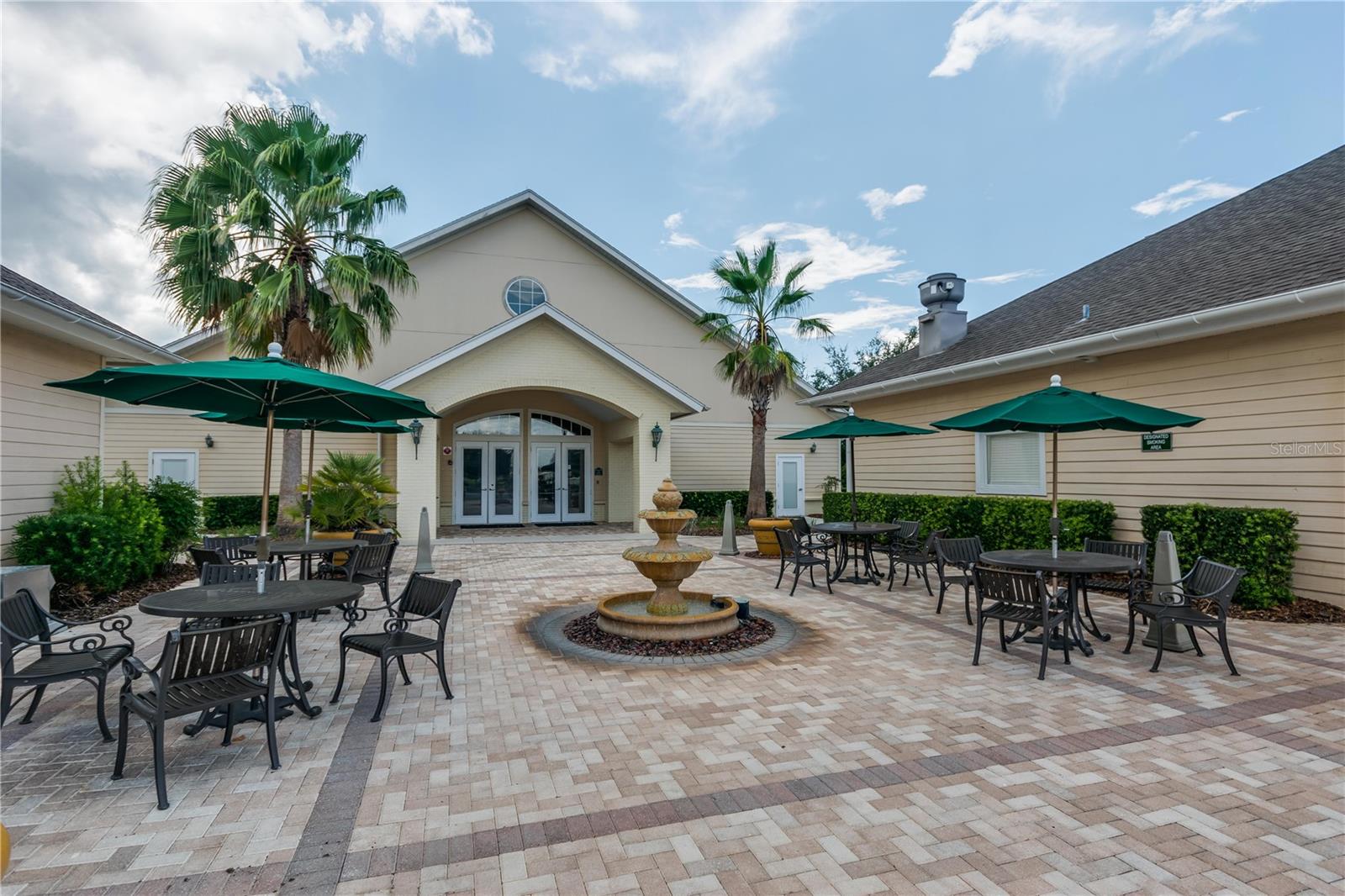 SUMMERGLEN PH 04 - Residential