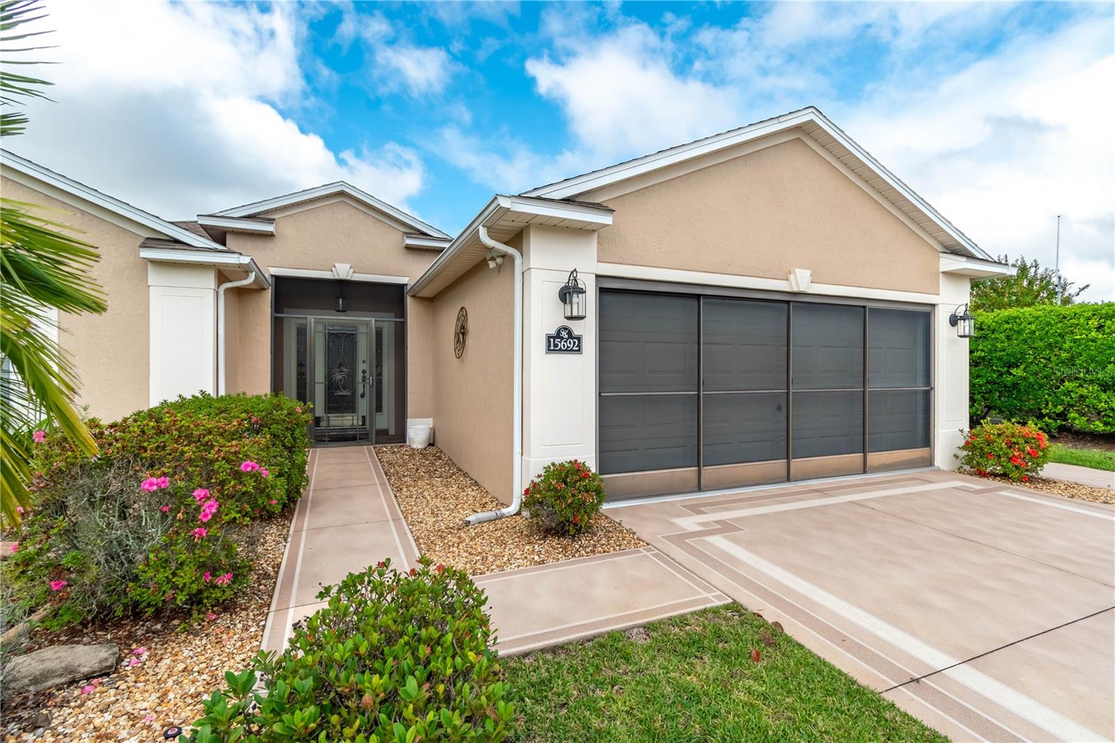 SUMMERGLEN PH 04 - Residential
