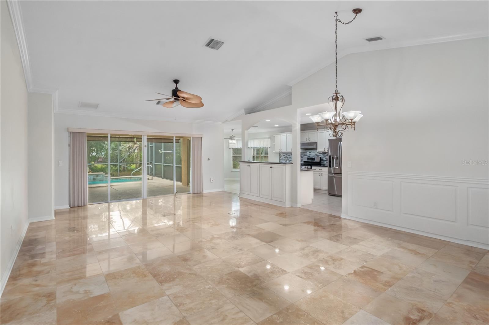 SUMMERGLEN PH 04 - Residential