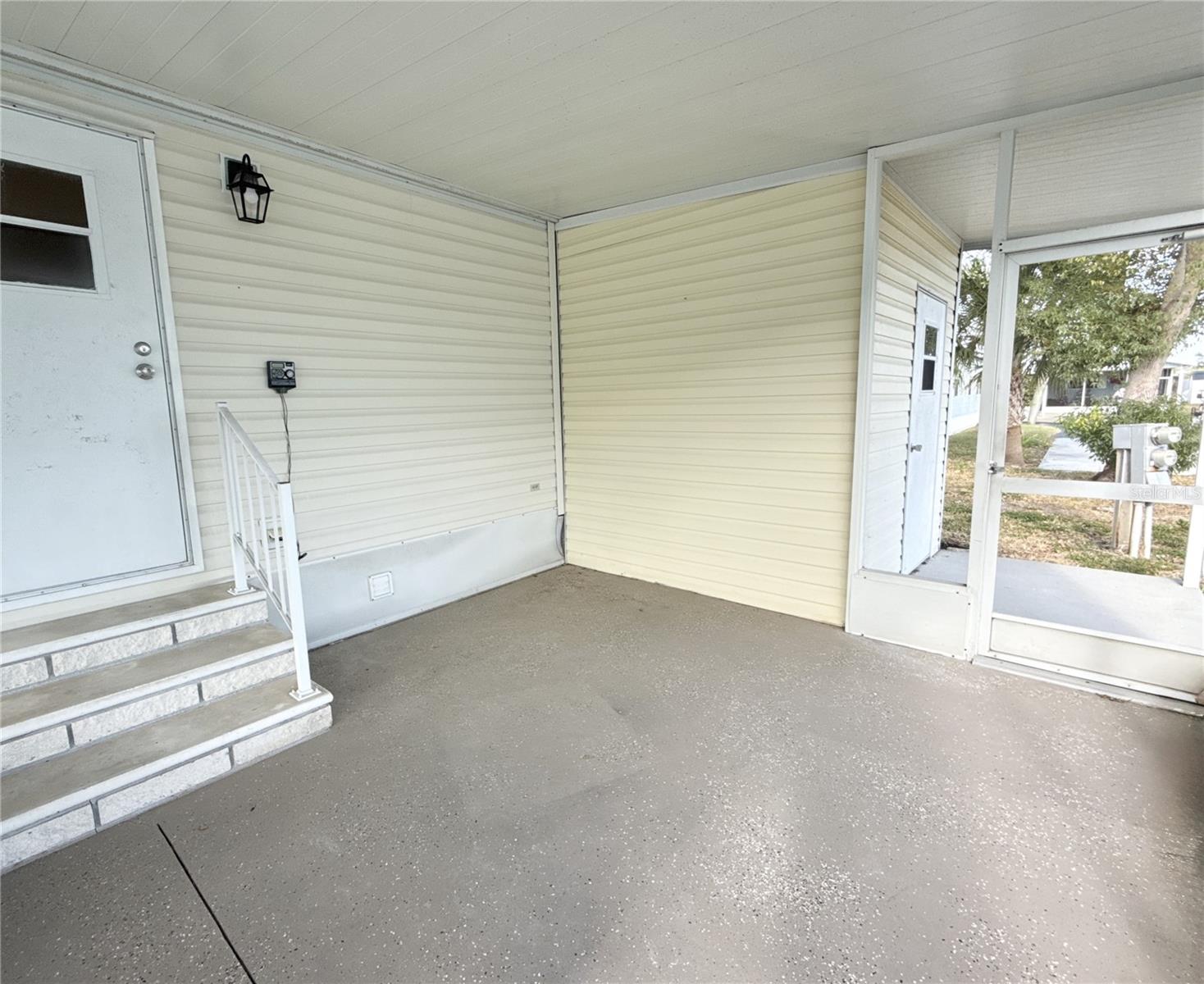 MOBEL AMERICANA MOBILE HOME PARK UNREC - Residential