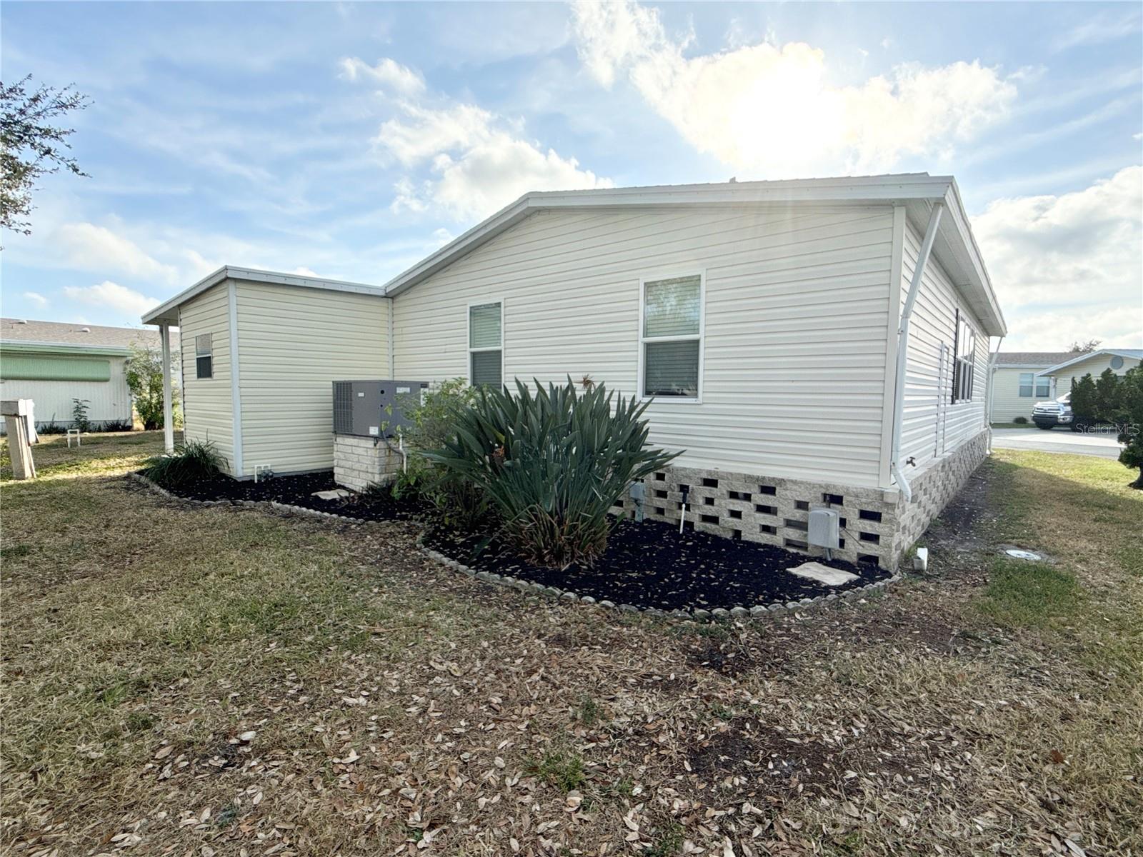 MOBEL AMERICANA MOBILE HOME PARK UNREC - Residential