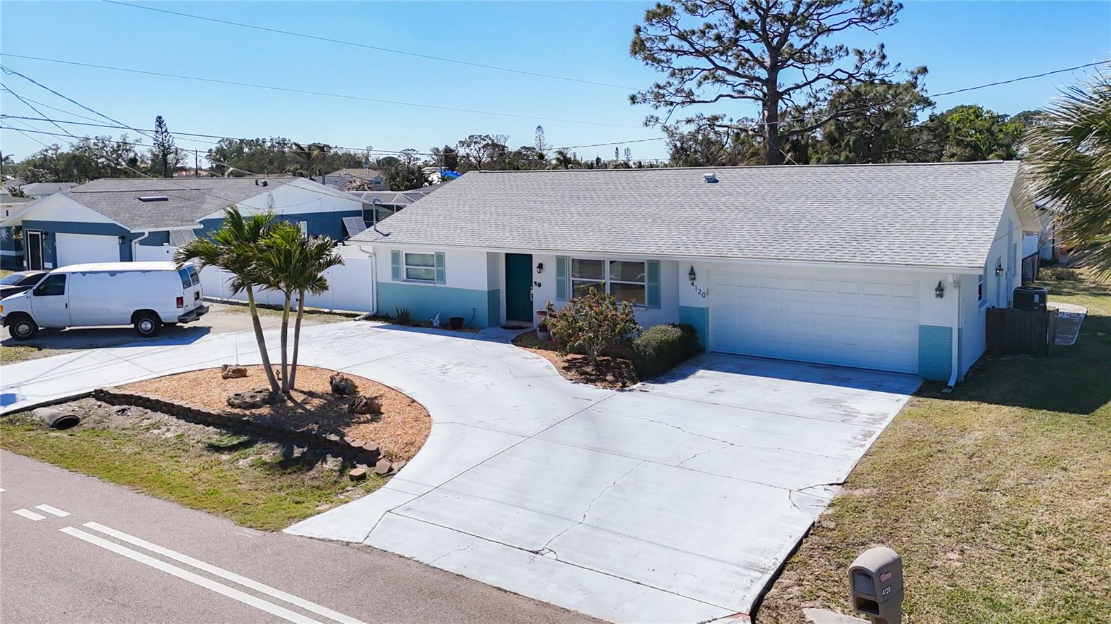 4120 SHAMROCK DRIVE