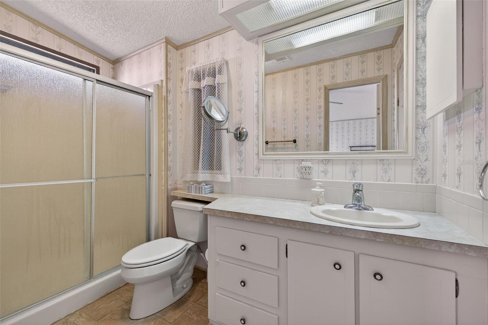 COLONY HILLS COMMUNITY - Residential