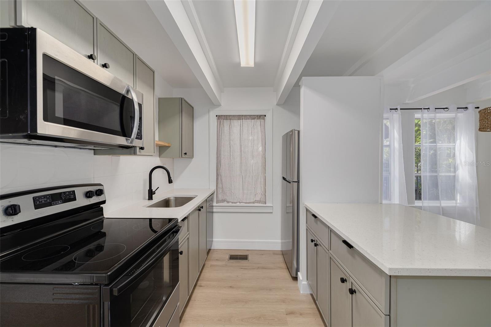 HILCREST - Residential Income