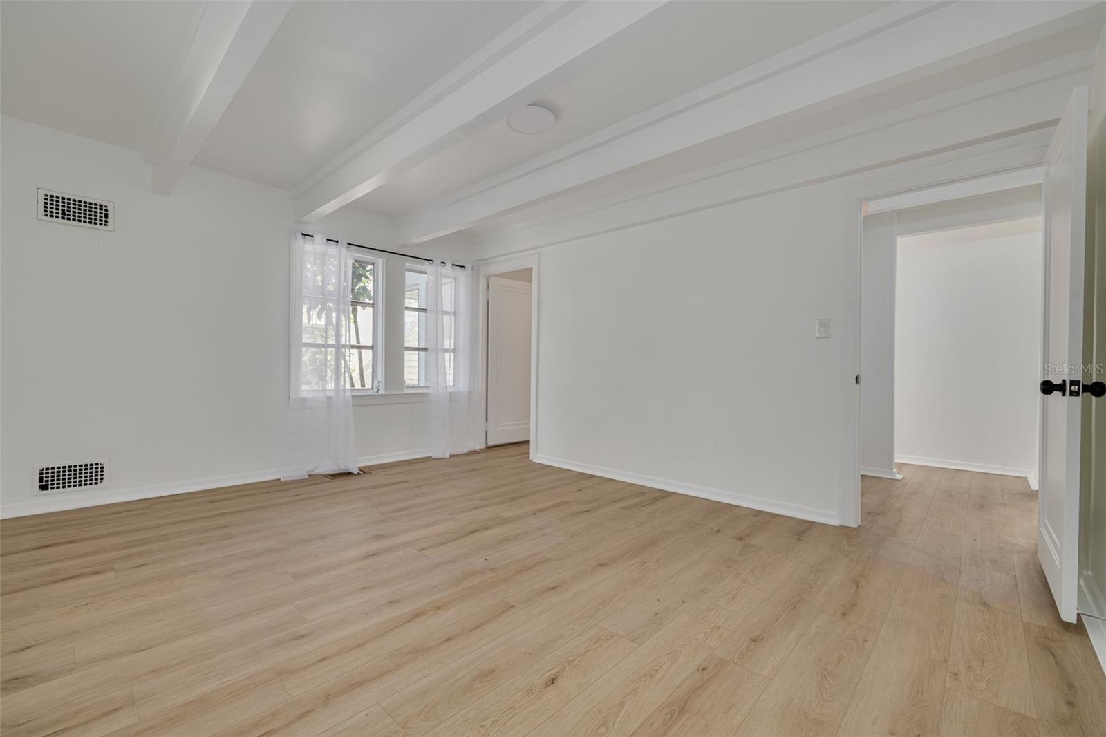 HILCREST - Residential Income