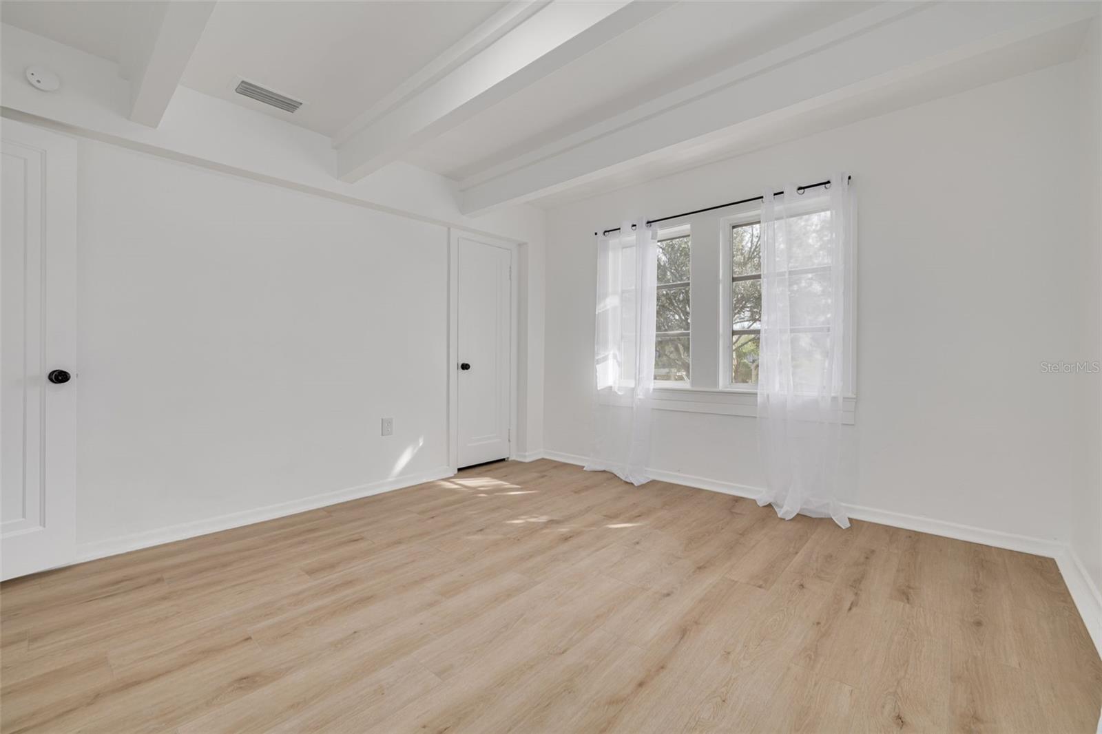 HILCREST - Residential Income