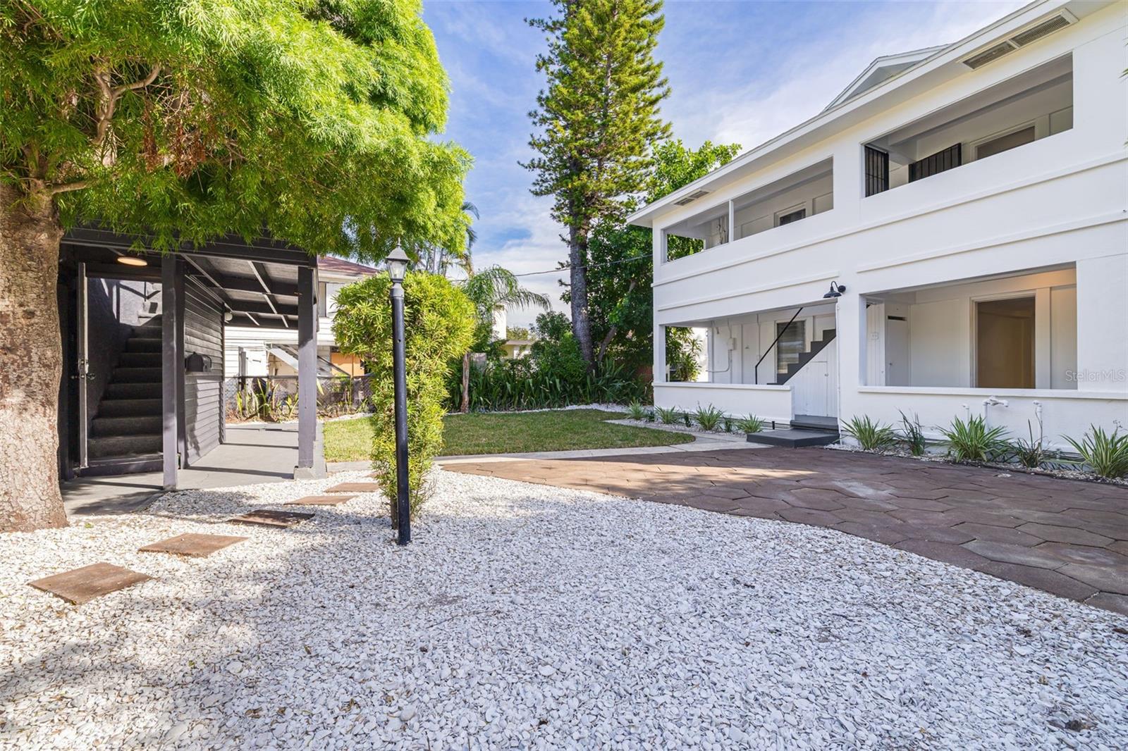 HILCREST - Residential Income