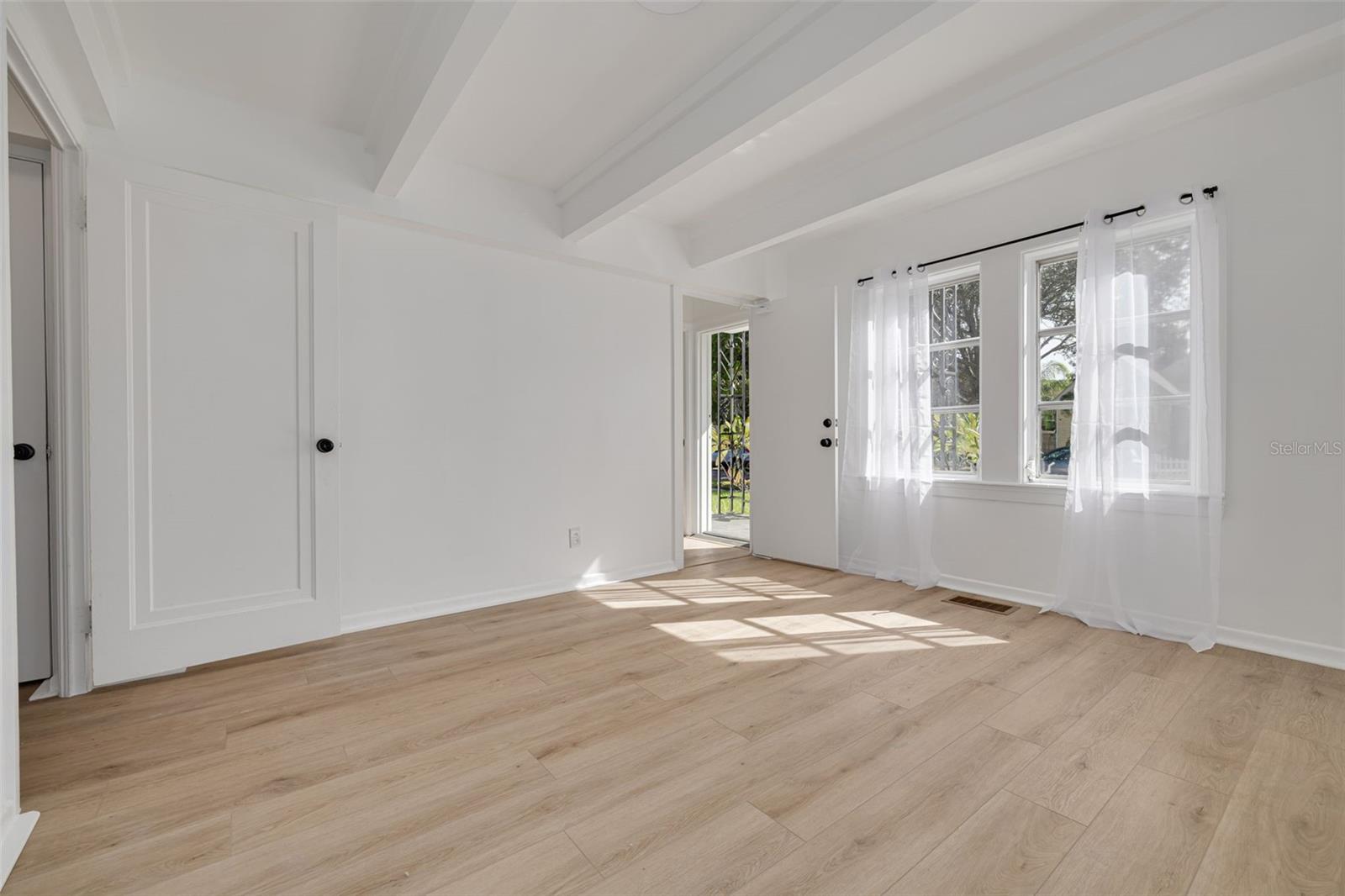 HILCREST - Residential Income