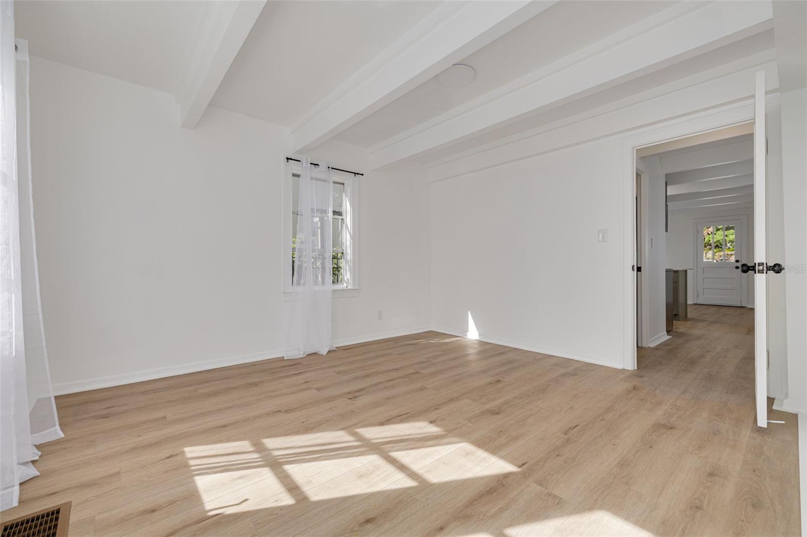 HILCREST - Residential Income