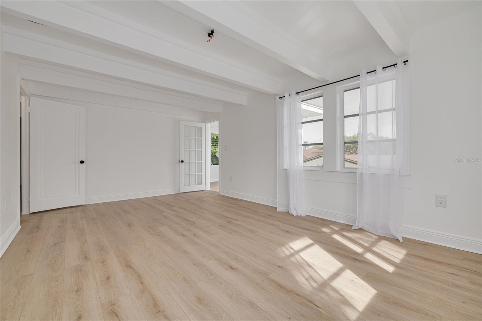 HILCREST - Residential Income