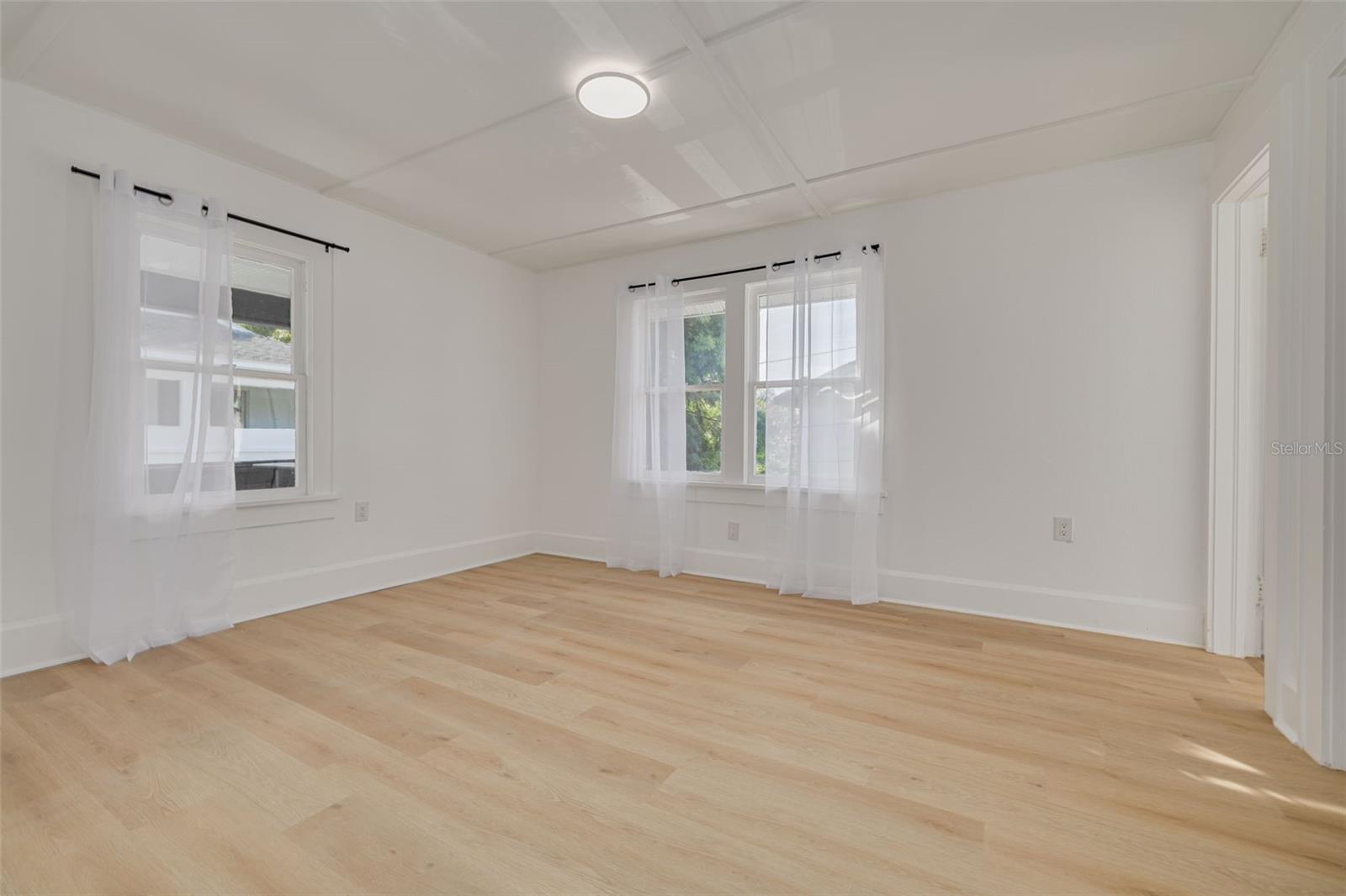 HILCREST - Residential Income